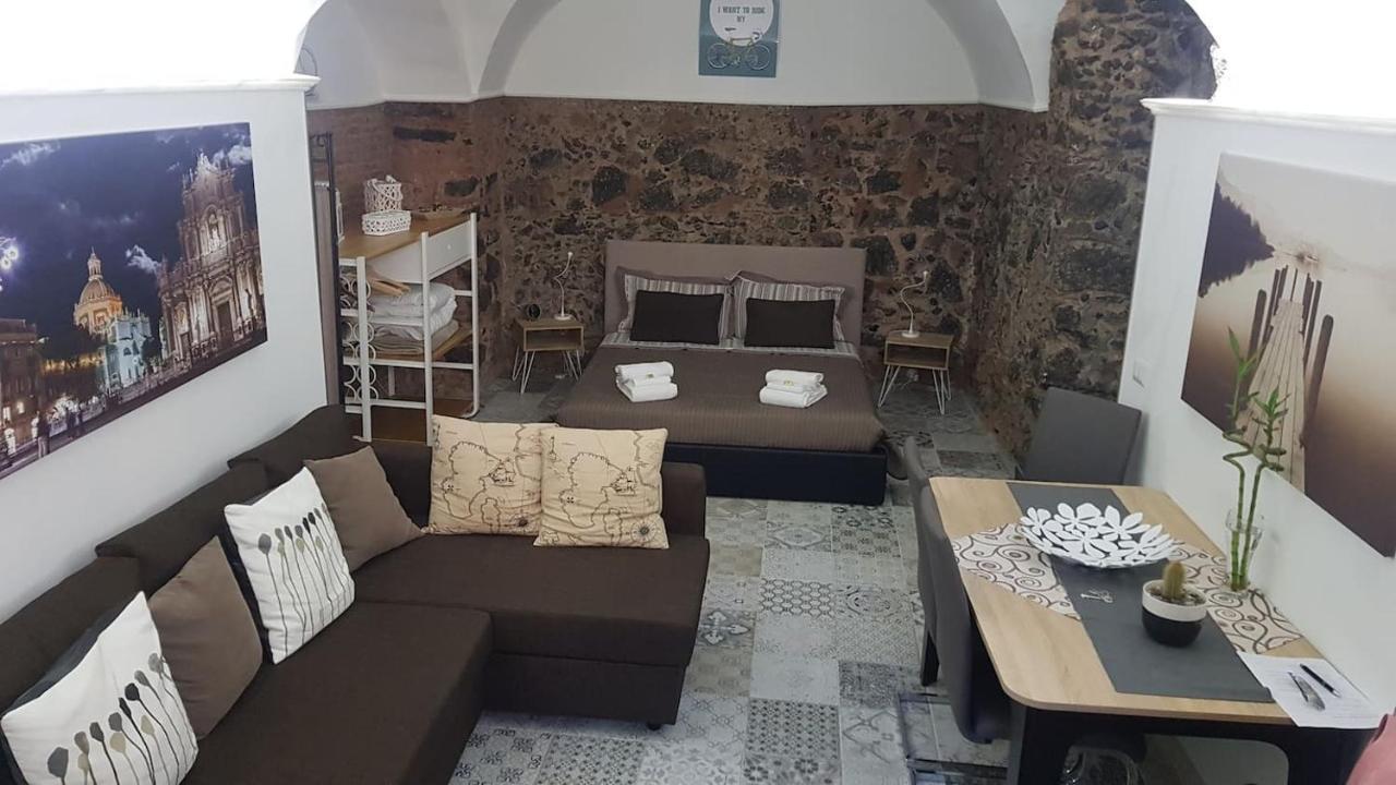 Вилла La Piccola Grotta Ursino Катания Экстерьер фото