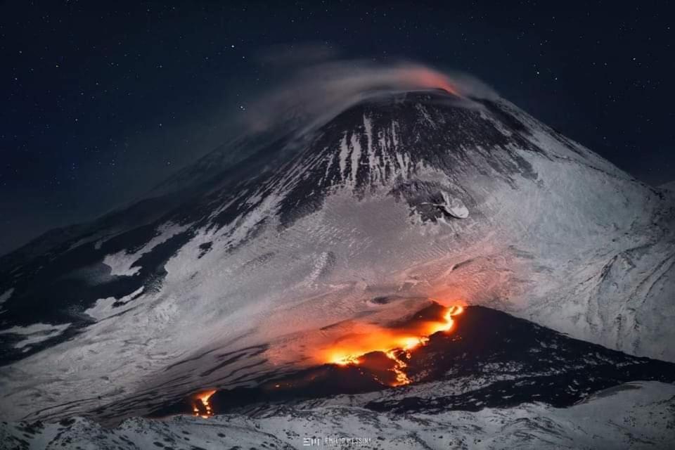 Вилла La Piccola Grotta Ursino Катания Экстерьер фото