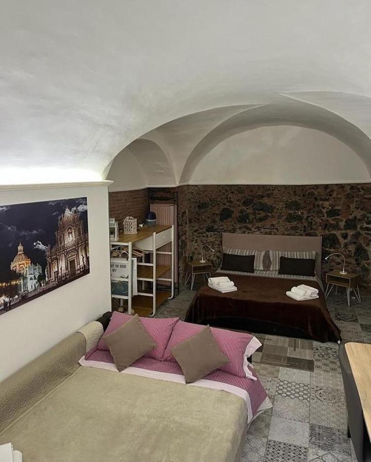 Вилла La Piccola Grotta Ursino Катания Экстерьер фото