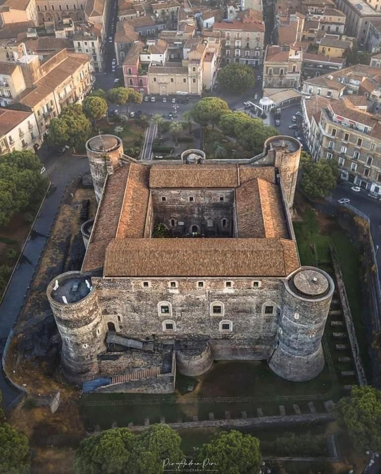 Вилла La Piccola Grotta Ursino Катания Экстерьер фото